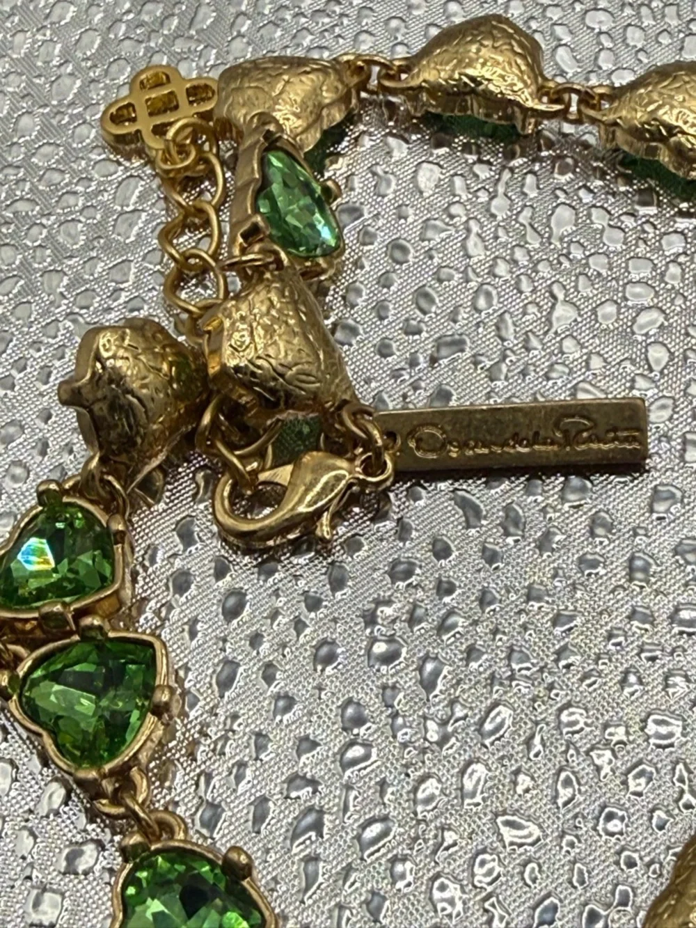 Oscar de la Renta Love Heart Green Necklace